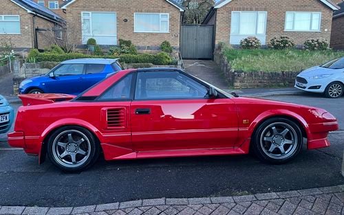 1989 Toyota MR2 (picture 1 of 17)