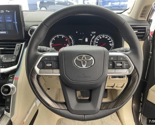 2023 Toyota Land Cruiser - 5