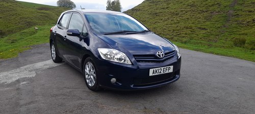 2012 Toyota Auris