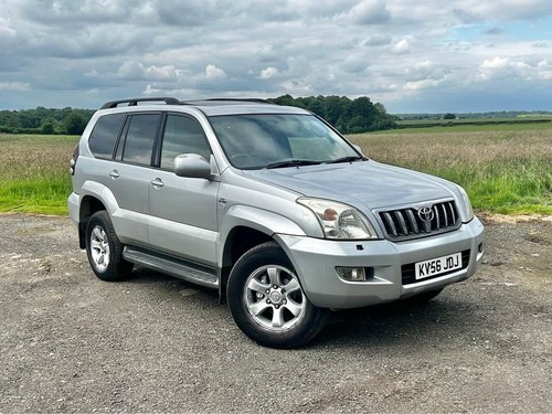 2006 Toyota Land Cruiser Invincible