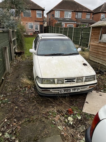 1990 Toyota Carina