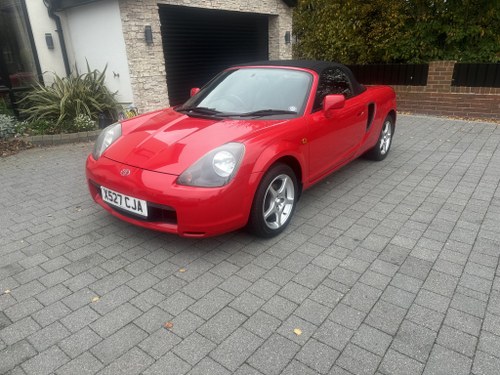 2000 TOYOTA MR2 ROADSTER CONVERTIBLE 1.8 ROADSTER 2DR Manual A vendre