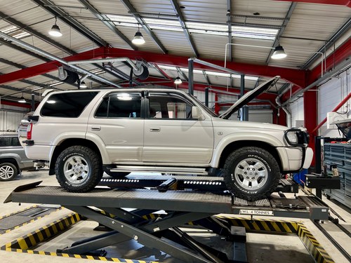 Toyota Hilux Surf SSR-G INTERCOOLER MODEL