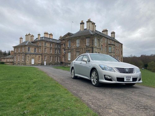 2009 TOYOTA CROWN 3.5 V6 DUAL VVTi HYBRID 356 BHP