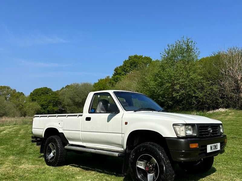 Rapid Classics: Eine Suche. Alle Oldtimer. 15 » Rapid Classics: Eine Suche. Alle Oldtimer. 1996 Toyota Hilux