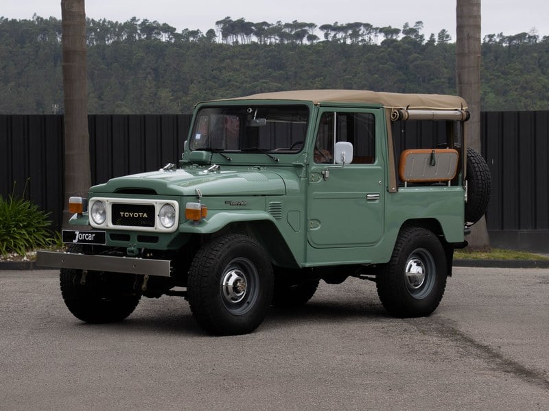Toyota Land CruiserBJ40 Soft Top