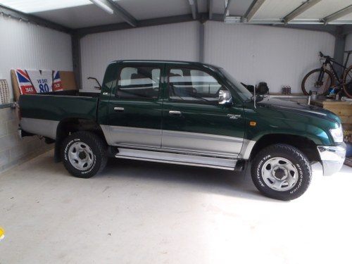 2002 Toyota Hilux