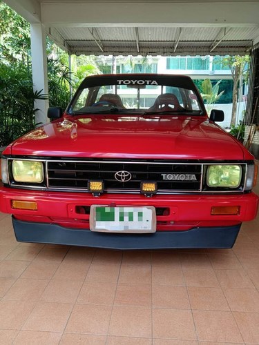 1986 Toyota Hilux LN56