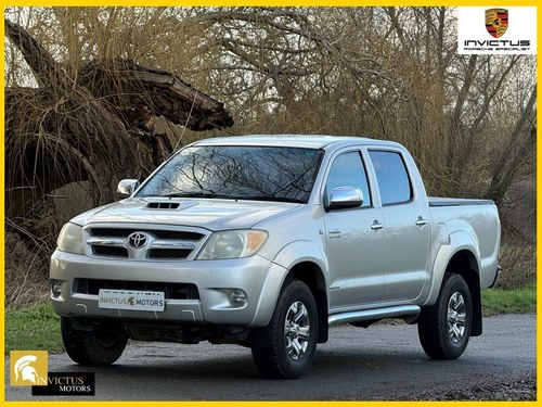 2009 TOYOTA HILUX 3.0 D-4D Invincible A vendre