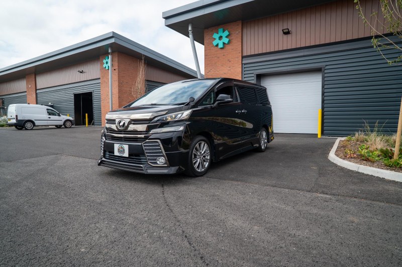 2017 Toyota Vellfire - 1 2017 Toyota Vellfire - 1