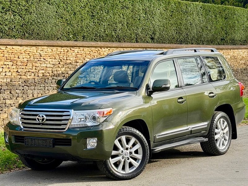 2014 Toyota Land Cruiser - 1 2014 Toyota Land Cruiser - 1
