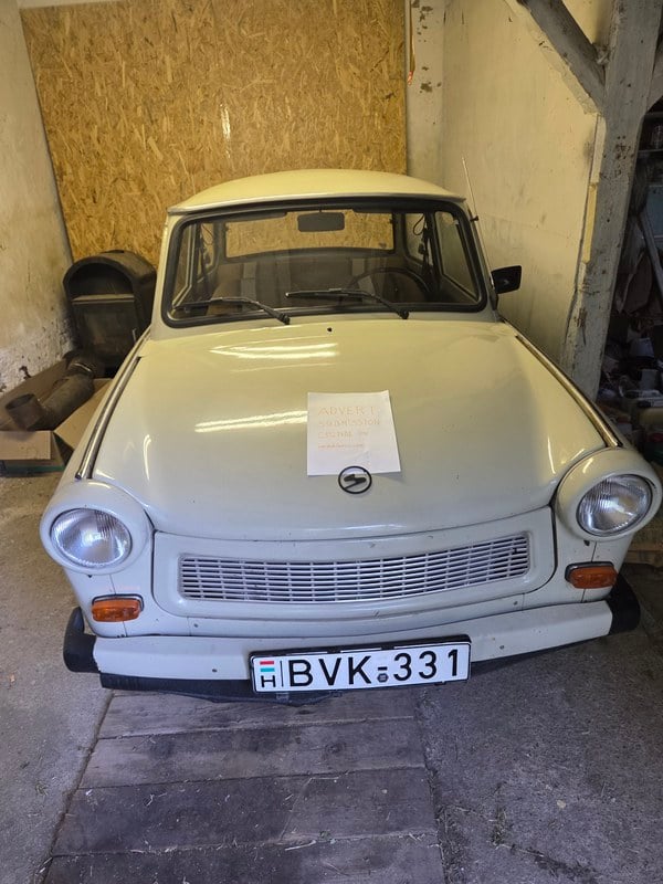 1988 Trabant 601 - 2 1988 Trabant 601 - 2