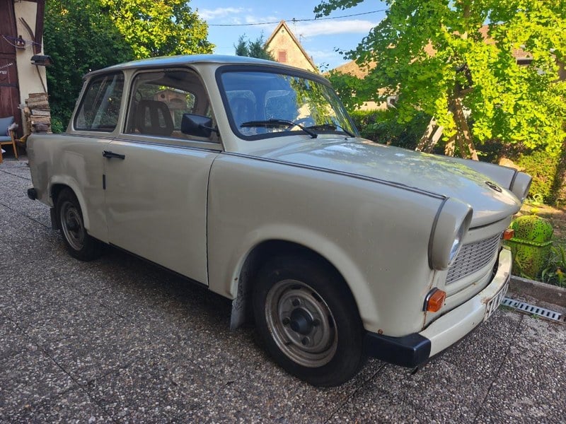1989 Trabant 601 - 1 1989 Trabant 601 - 1
