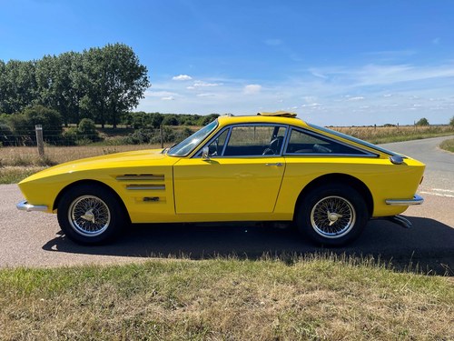 1971 Trident Venturer v6 A vendre