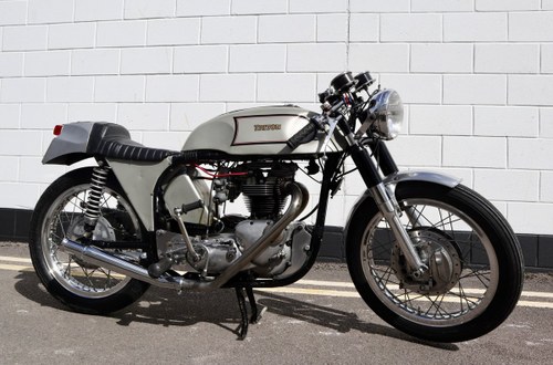 1972 Triton Cafe Racer. Fitted with 650cc unit construction VENDUTO