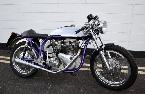 1966 Triton Pre-Unit 650cc Cafe Racer - High Spec VENDUTO