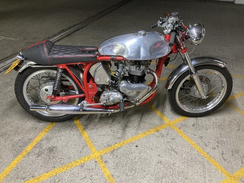 1960 Triton T 110