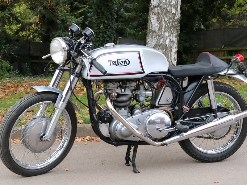 Triton Triton Triumph Norton Featherbed T100 engine Cafe Rac