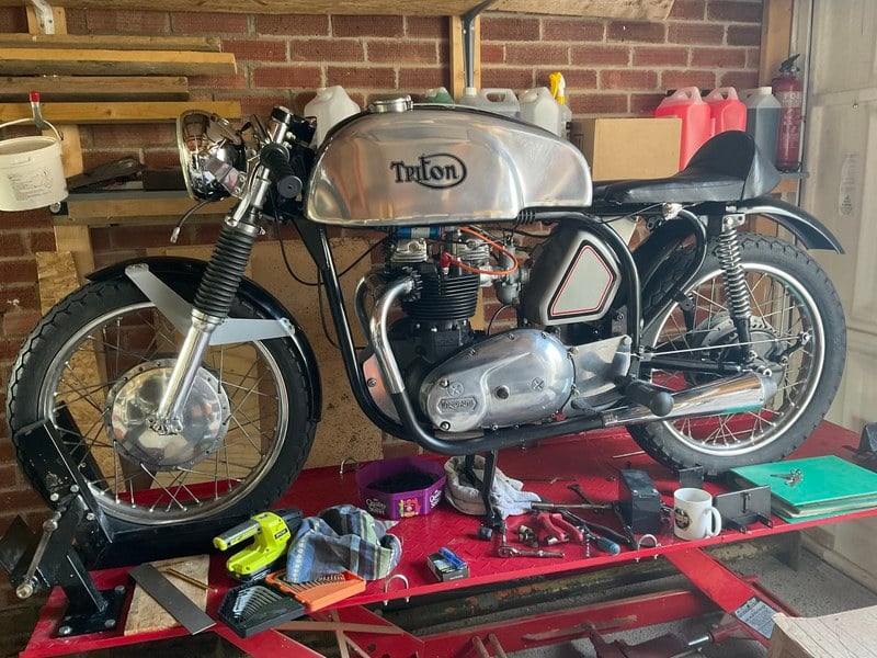 1970 Triton Cafe Racer 750 - 1 1970 Triton Cafe Racer 750 - 1