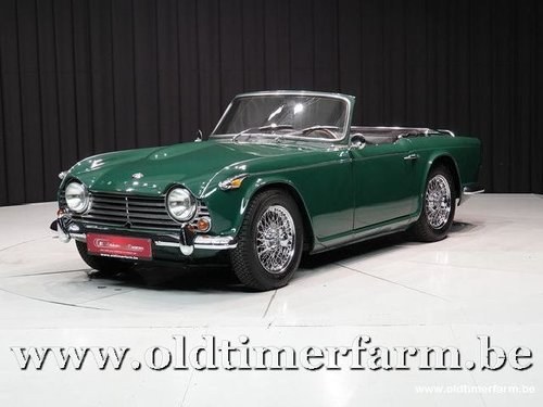1965 Triumph TR 4A IRS Green '65 In vendita
