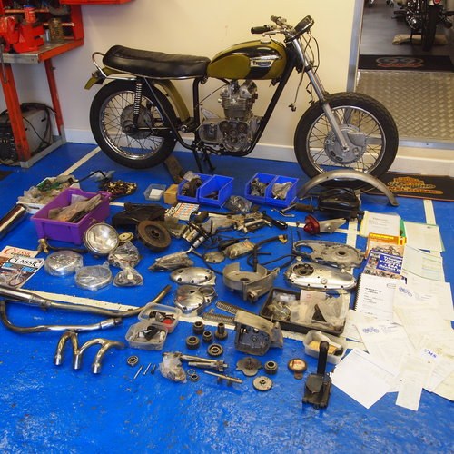 1971 T150 Trident Project, UK Bike, Matching Numbers. For Sale