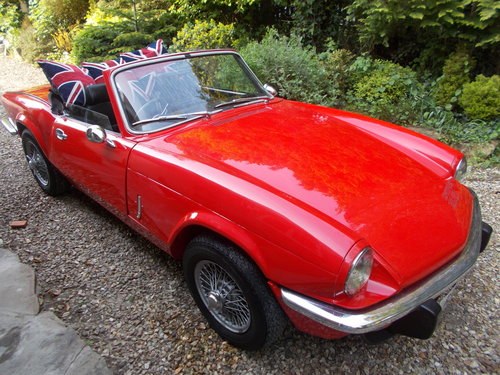 1979 Gleaming Red Spitfire on wires  For Sale