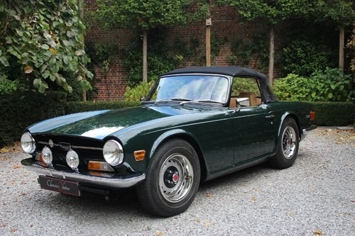 Stunning TR6 Roadster with Overdrive from 1971 VENDUTO