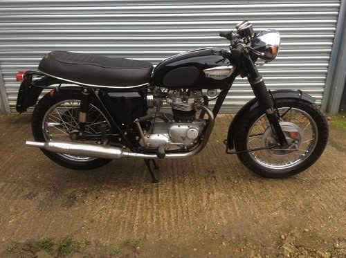 Triumph thunderbird 6T 650cc Twin from 1966 restored For Sale