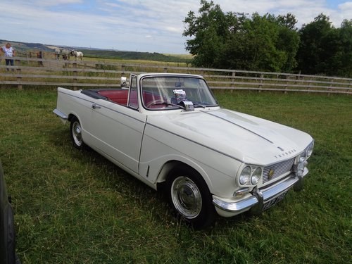 1963 EARLY TRIUMPH VITESSE 6 1600 CONVERTIBLE SPA WHITE RED  For Sale