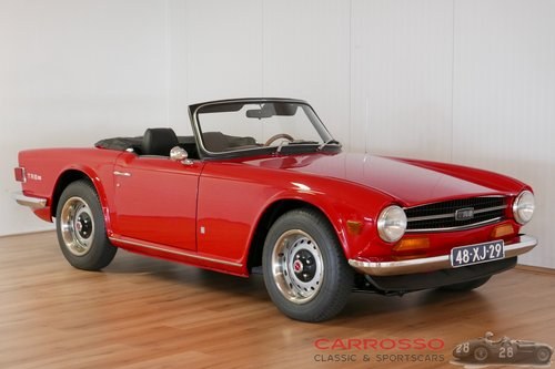 1971 Triumph TR6 Completely restored and in perfect condition ! For Sale