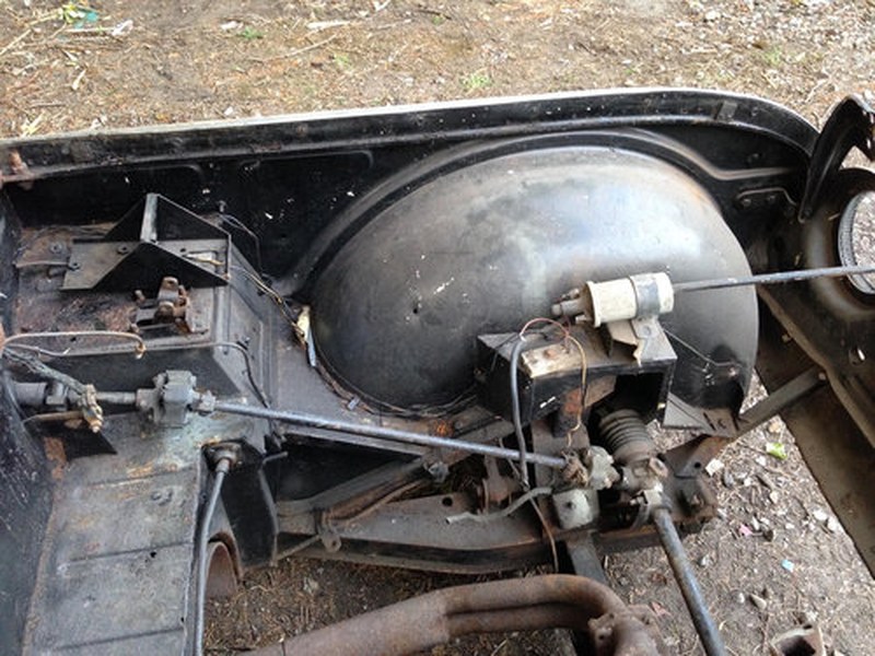 triumph tr4 1962, restoration project. and RHD parts kit.