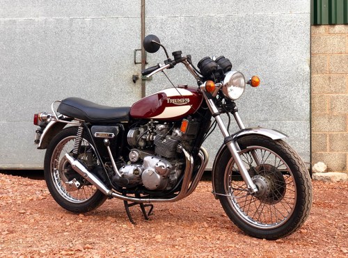 1975 Triumph T160 Trident 750cc With Matching Number. In vendita