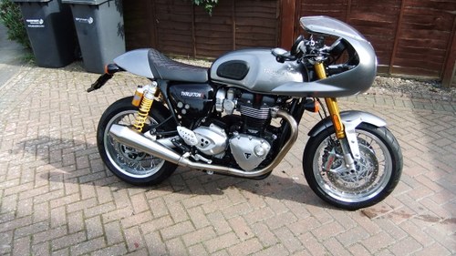 2016 Thruxton R over £1100 worth of extras reduced £300 For Sale