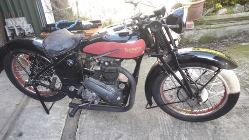 TRIUMPH 6/1 1935 650CC TWIN CYLINDER VAL PAGE SOLD