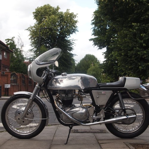 1968 Triumph Rickman Metisse 650 Cafe Racer RESERVED FOR RUSSELL. VENDUTO