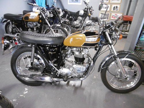 1971 Triumph T100 Bonneville Stunning nut and bolt Restoration VERKAUFT