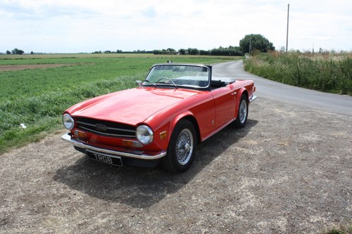 1973 1974 TRIUMPH TR6 GENUINE UK RHD CAR WITH OVERDRIVE SÅLD