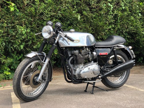 Awesome 1975 Triumph Trident T150 750cc Cafe Racer!!! In vendita
