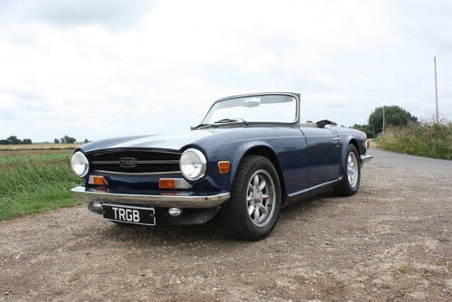 1974 TRIUMPH TR6 GENUINE UK RHD CAR WITH OVERDRIVE BLUE SÅLD