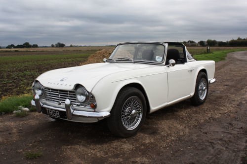TRIUMPH TR4 1962. ORIGINAL UK CAR WITH OVERDRIVE AND SURREY SÅLD