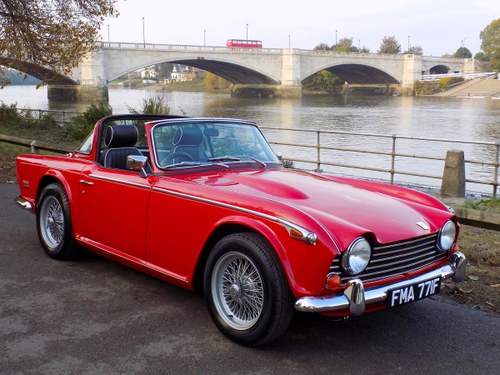 1968 TRIUMPH TR250 (TR5 SPEC) - NEAR CONCOURS CONDITION VENDU