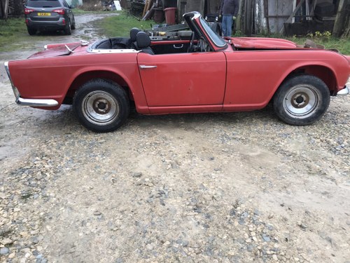 1962 Triumph tr4 restoration project lhd with papers For Sale