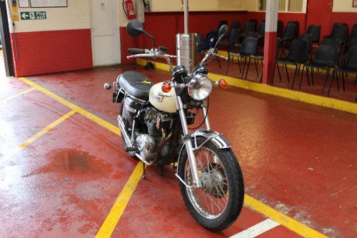 1986 Triumph Bike- To be auctioned 26-06-20 For Sale by Auction