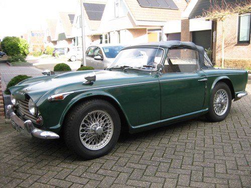 Triumph TR4A IRS 1967 (perfect!) For Sale