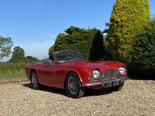 1964 Triumph TR4. Beautifully Restored VERKAUFT