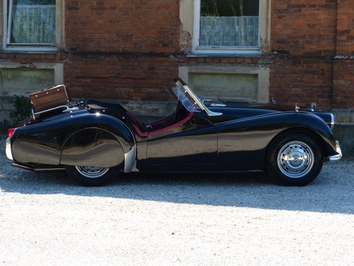 1957 TR3 Smallmouth with Spats and much more.. In vendita
