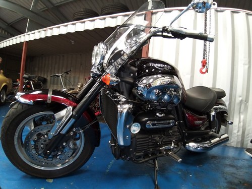 2011 TRIUMPH ROCKET III ROADSTER Kaufen Bei