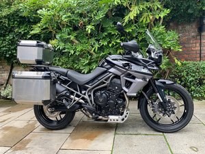 2017 Triumph Tiger 800 XRx Low, With Luggage, Immaculate VENDUTO