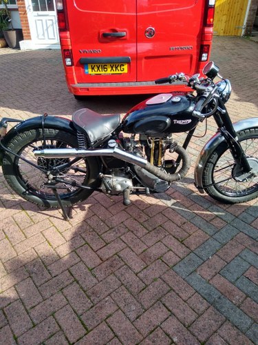 A 1940 Triumph Tiger 70 250 - 11/11/2020 Zu verkaufen durch Auktion