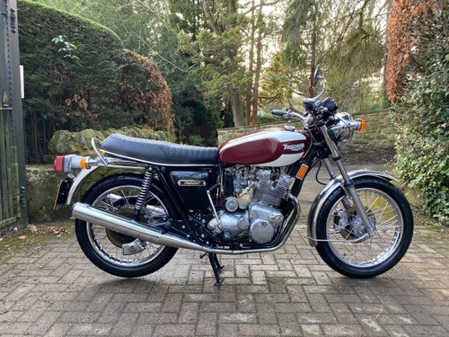 TRIUMPH TRIDENT T160 1975 ELECTRIC START For Sale